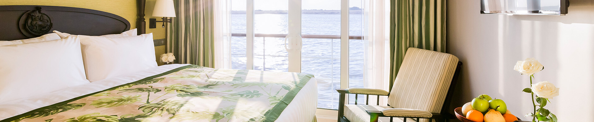 The Strand Cruise Deluxe Cabin