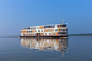 The Strand Cruise