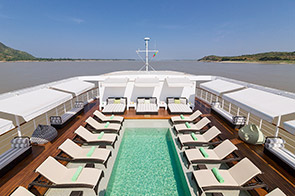 The Strand Cruise